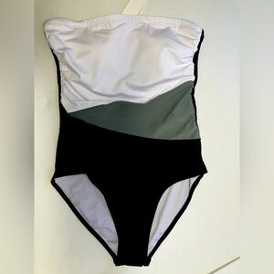 Holipick Women’s One-Piece Swimwear, Strapless, Medium, Black/Gray/White, NWT